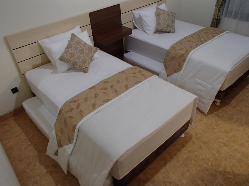 Shakila Guest House Malang Camera foto